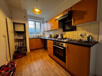 2 Bed Flat, Crouch End Hill, N8
