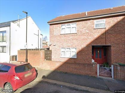 1 Bed Flat, Waverley Road, N17