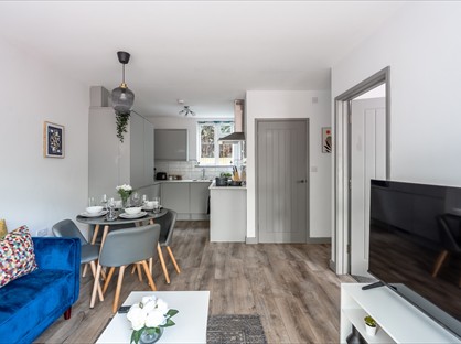 2 Bed Flat, Rickmansworth Lane, SL9