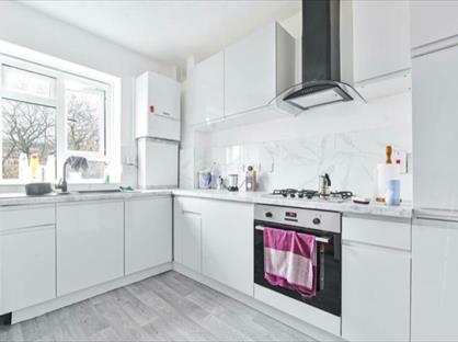 Room in a Shared Flat, Sulivan Court, SW6