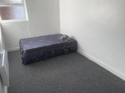 2 Bed Flat, London, UB1