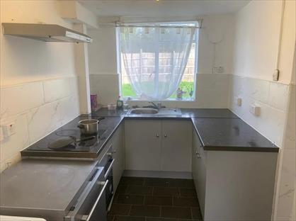 3 Bed Flat, Hounslow, TW5
