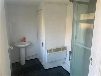 2 Bed Flat, High Street, TW5