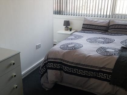 Room in a Shared House, St. Marks Road, DY4