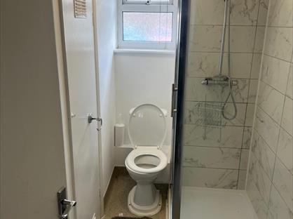 1 Bed Flat, Bruce Close, DA16