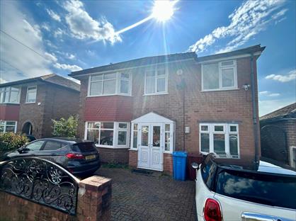 5 Bed Detached House, Caxton Road, M14