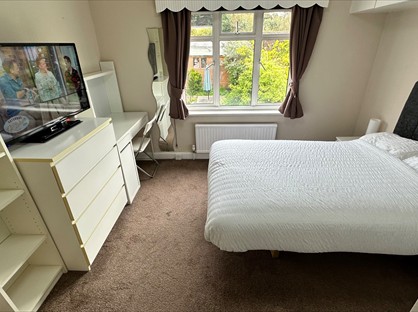 Room in a Shared House, Stayton Road, SM1