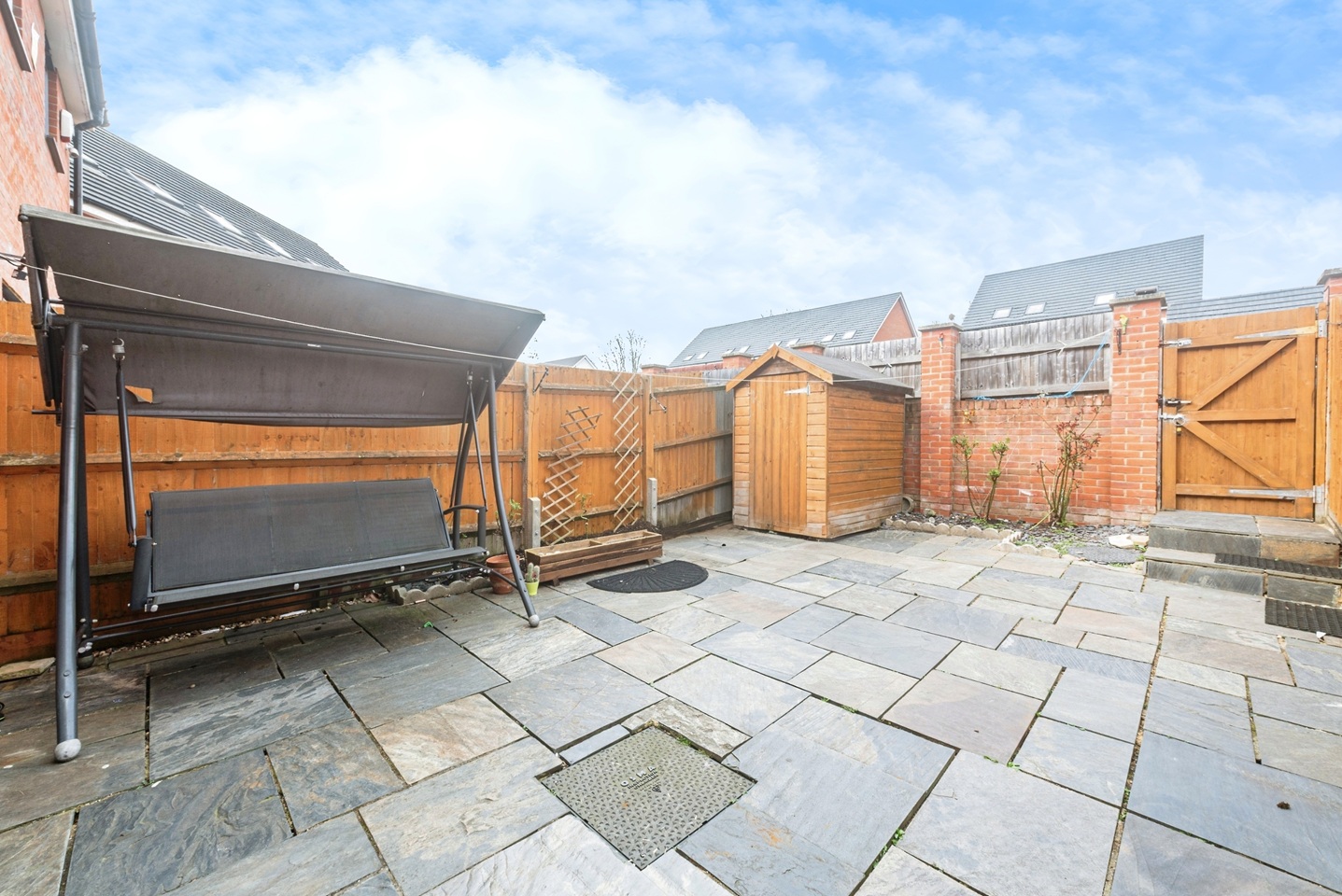 Additional image 10 of 3 Bed Terraced House, Kennet Walk, RG1, N1 7GU