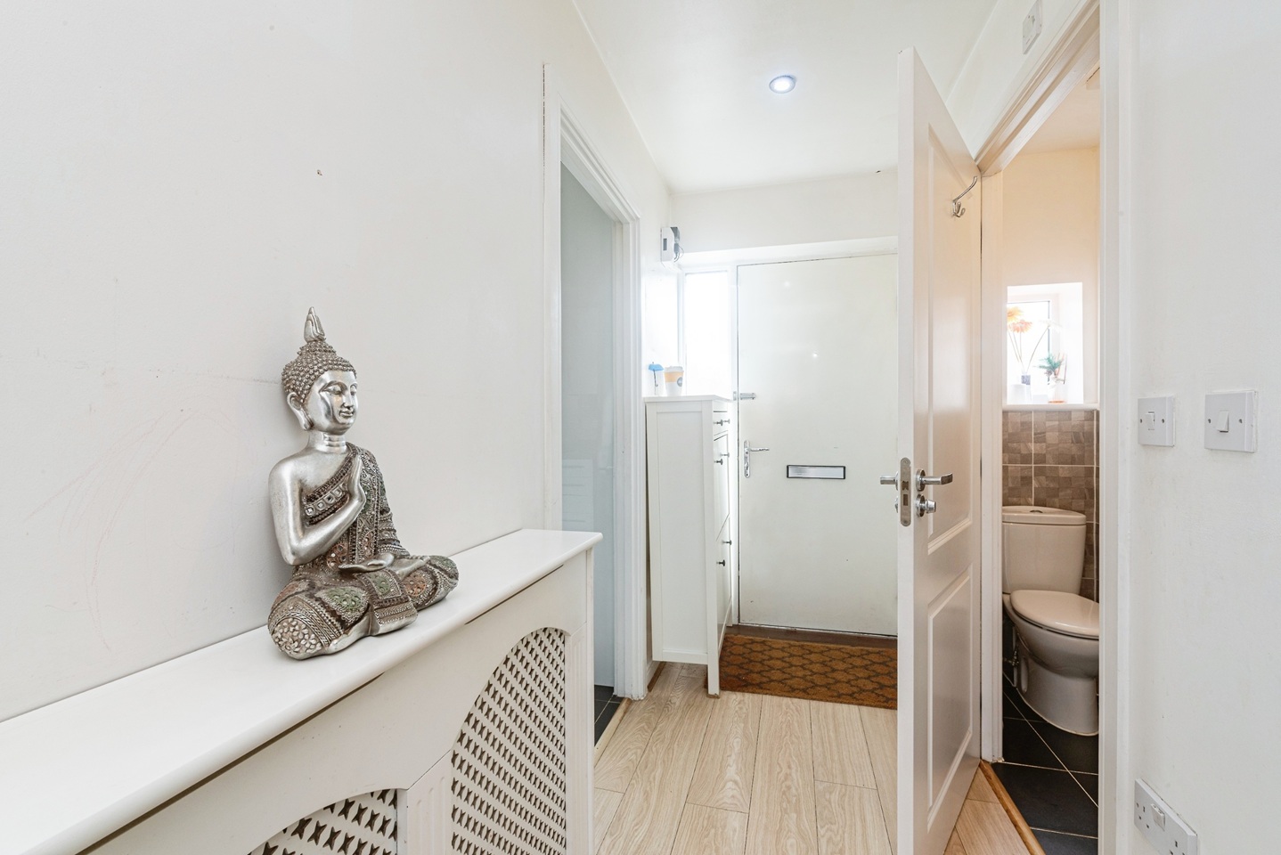 3 Bed Terraced House, Kennet Walk, RG1, N1 7GU