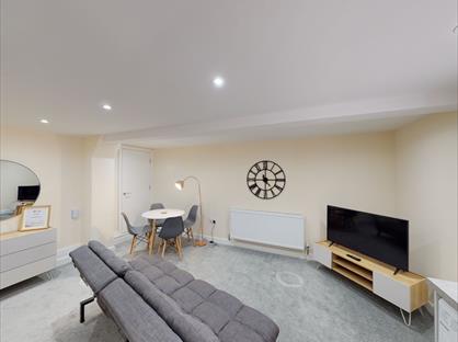 2 Bed Maisonette, Seaview Luxury Apartments Turner Str, TS10