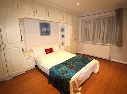 Room in a Shared House, Regal Way, HA3