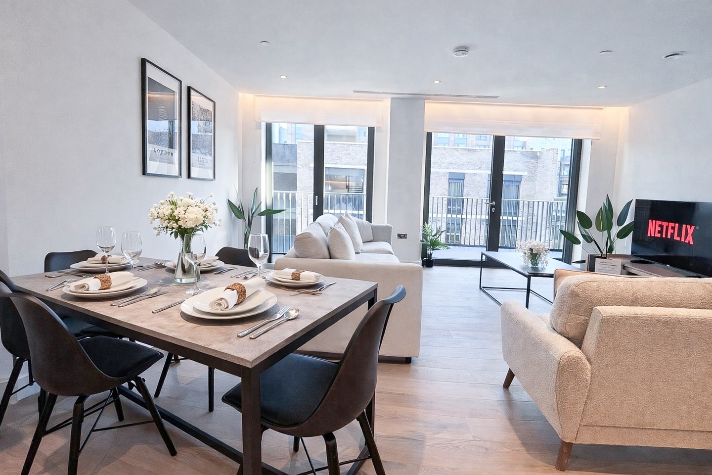 2 Bed Flat, Russel Square, WC1X photo 4