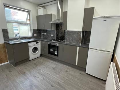 3 Bed Flat, Kettering Road, NN1