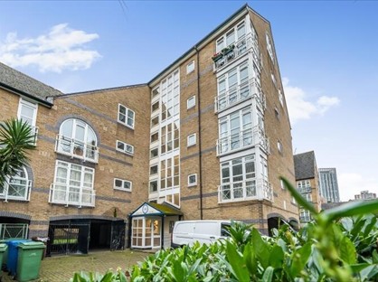 Room in a Shared Flat, Derwent Court, SE16