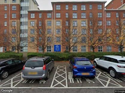 2 Bed Flat, Basing House, RG30