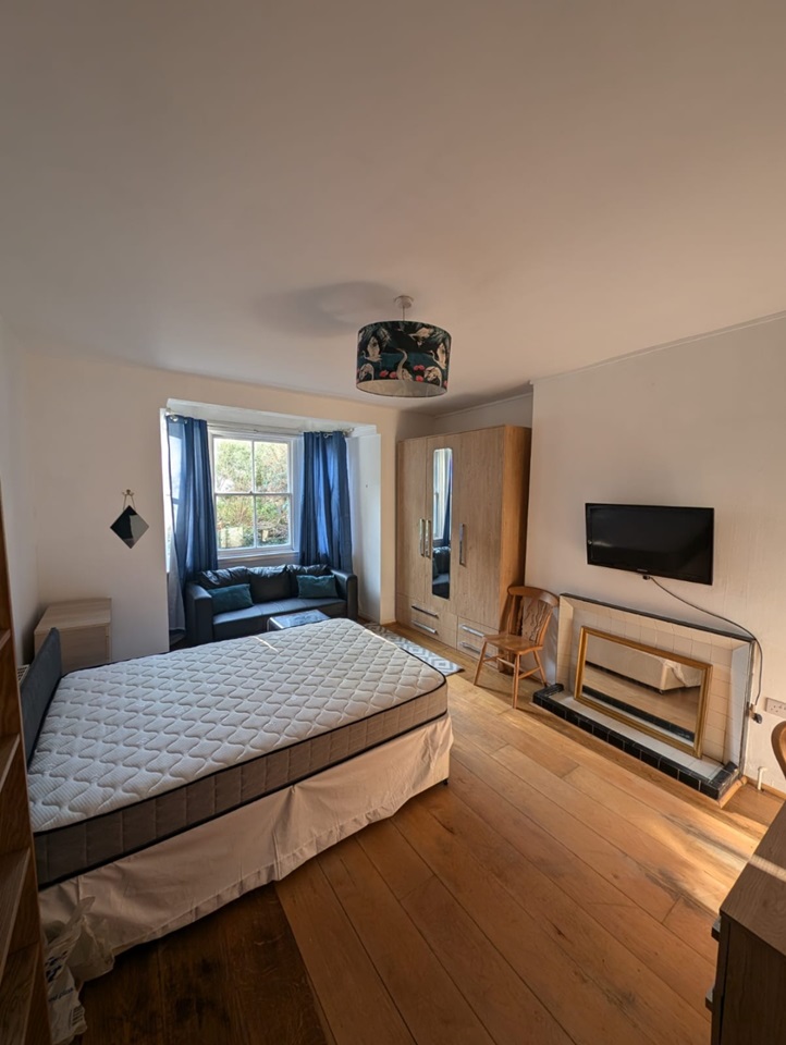 Room in a Shared House, Caversham Road, NW5 photo 2