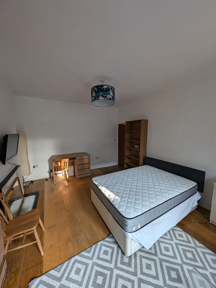 Room in a Shared House, Caversham Road, NW5