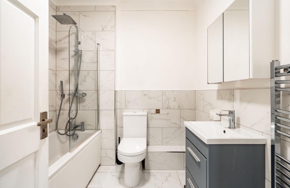 Additional image 2 of 1 Bed Flat, Morningside Gardens, EH10, N1 7GU