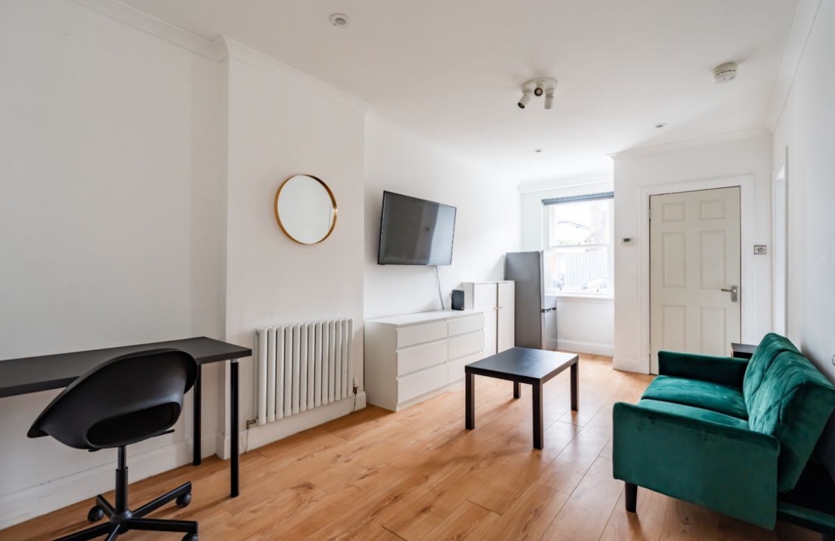 Additional image 4 of 1 Bed Flat, Morningside Gardens, EH10, N1 7GU