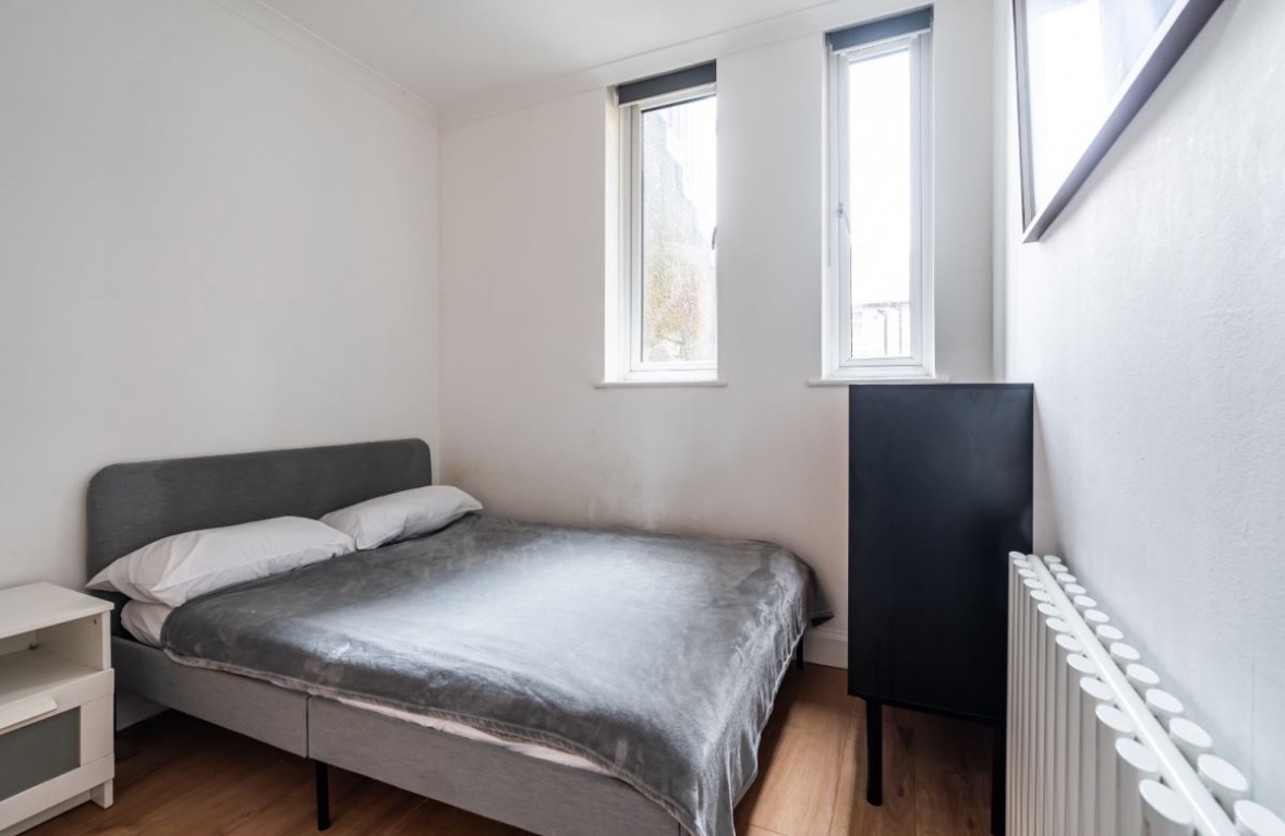 Additional image 5 of 1 Bed Flat, Morningside Gardens, EH10, N1 7GU