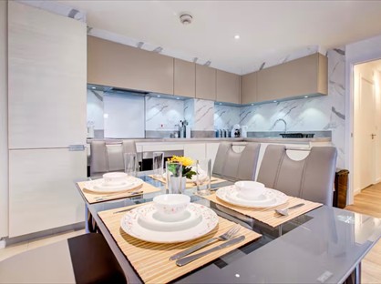 2 Bed Flat, Callisto Court, E16