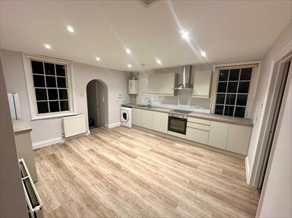 1 Bed Flat, High Street, SL4