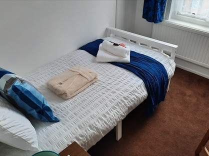 Room in a Shared House, Beck Road, E8