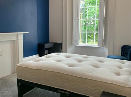 Room in a Shared Flat, Strangways Terrace, TR1