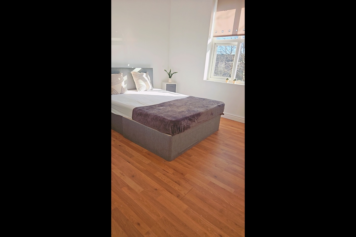 1 Bed Flat, Vivian Place, M14 photo 3