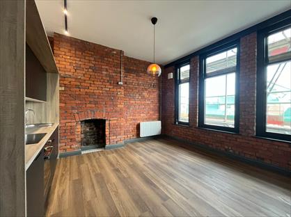 1 Bed Flat, King Street, WN7