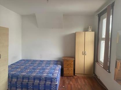 Room in a Shared House, Sinclair Road, E4