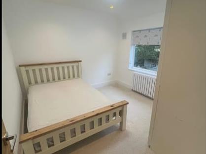 Room in a Shared House, Ely Road, TW4