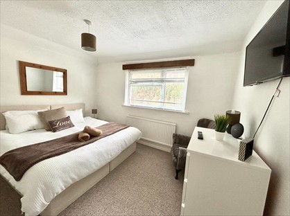 4 Bed Semi-Detached House, Heol Treharne, SA13