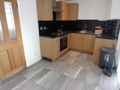 2 Bed Terraced House, Back Gilnow Grove, BL1