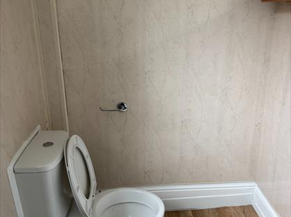 1 Bed Flat, Connaught Avenue, PL4
