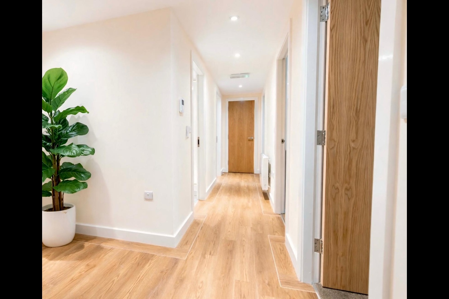 Additional image 4 of 3 Bed Flat, Harrow St, S11, N1 7GU