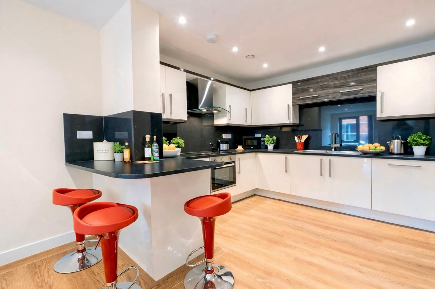 Additional image 3 of 3 Bed Flat, Harrow St, S11, N1 7GU