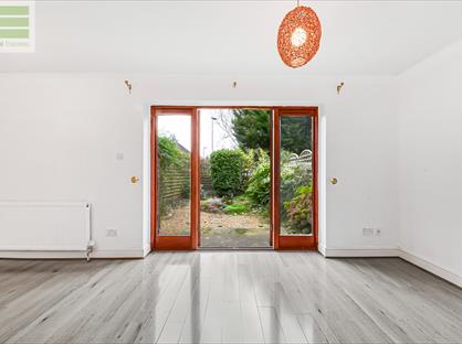 2 Bed Terraced House, Riverside Mews, CR0