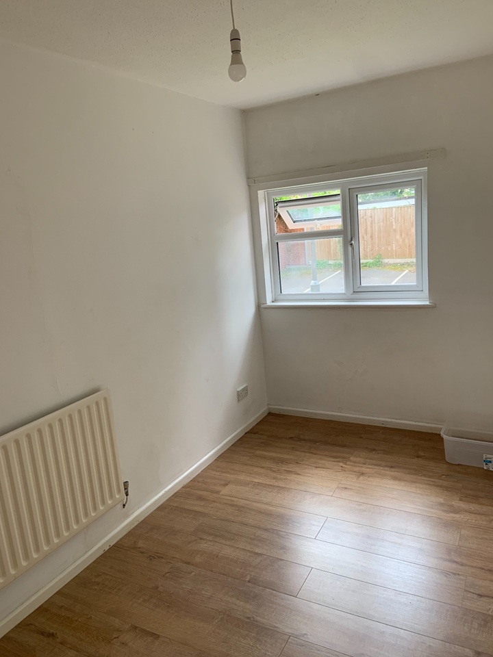 Additional image 9 of 2 Bed Flat, Cobden Avenue, SO18, N1 7GU