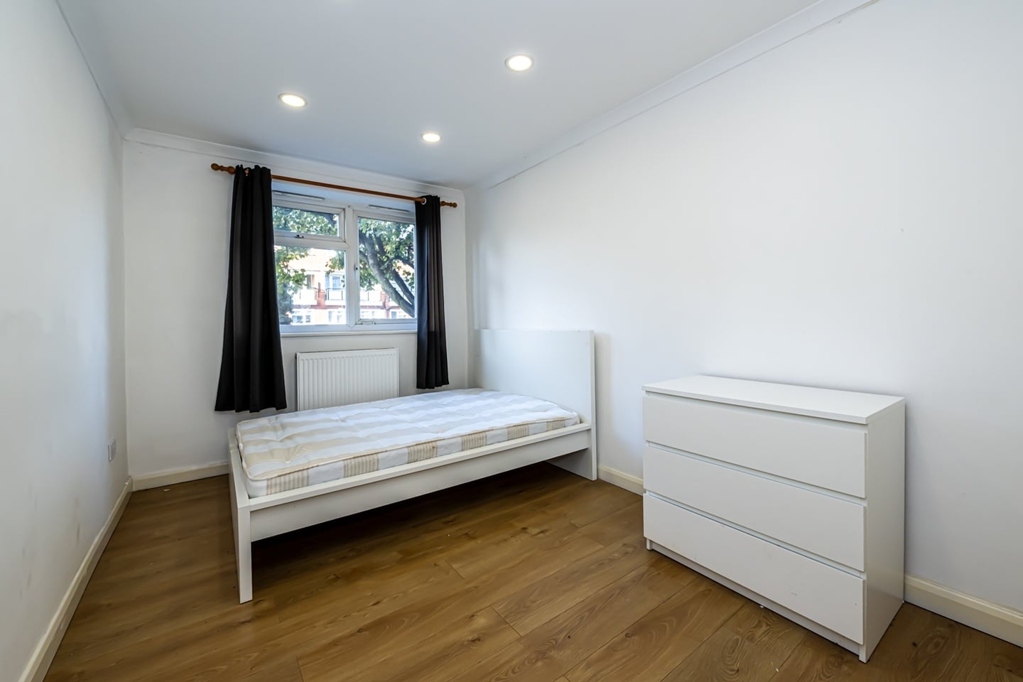 Additional image 4 of 3 Bed Flat, Pattison House, SE1, N1 7GU