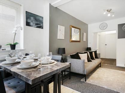 2 Bed Flat, Athlone Road, SW2