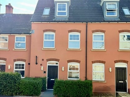 3 Bed Terraced House, Ternata Drive, NP25