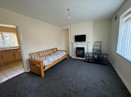 2 Bed Terraced House, Lindbridge Road, NG8