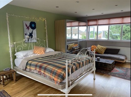 Studio Flat, Salmon Street, NW9