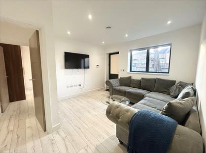 3 Bed Flat, Krishna Court, NW9