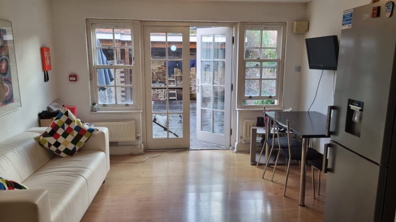 Room in a Shared House, Howard Street, RG1, N1 7GU