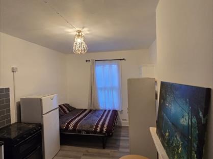Studio Flat, Dongola Road, N17