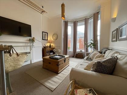 2 Bed Flat, St. Davids Hill, EX4