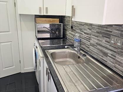 Studio Flat, Park Lane, N17