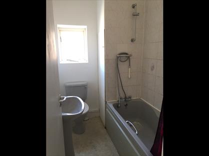 2 Bed Terraced House, Elmsley Street, PR1